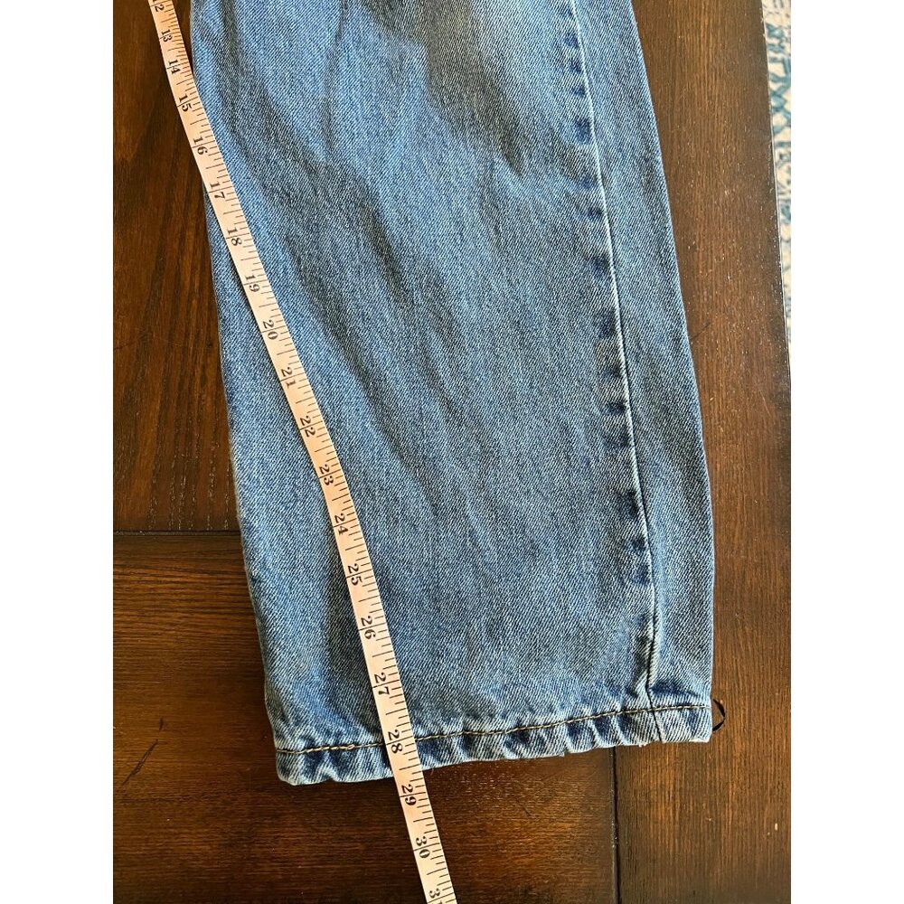 Levi's 505 Jeans Classic Blue Medium Wash Straight Leg Denim Distressed 36 Baggy - Picture 8 of 8